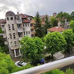 Apartment студио слънчево утро *