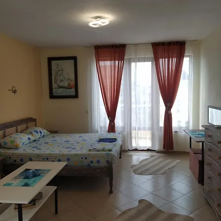 студио слънчево утро