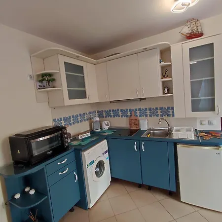 студио слънчево утро Apartman